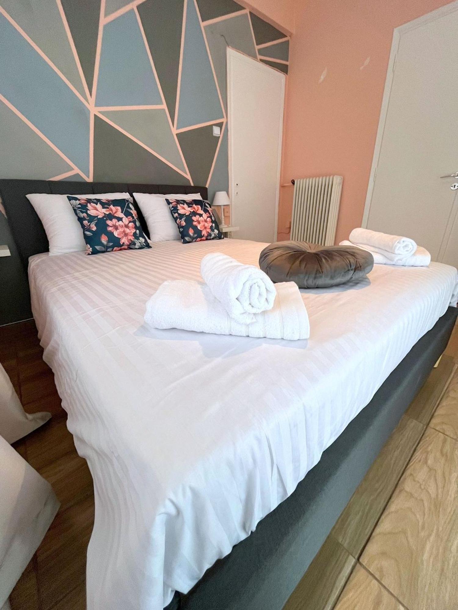 Mediterra Stay Athens Riviera Exteriör bild